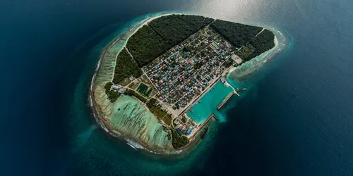 Manadhoo